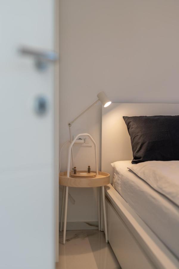 Lavender Tree - Luxury Apartments トロギール エクステリア 写真